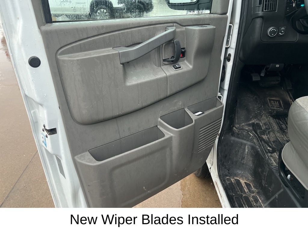 2019 Chevrolet Express 3500 LT Passenger