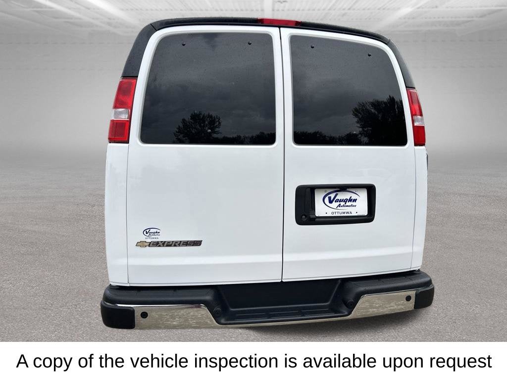 2025 Chevrolet Express 3500 LT Passenger