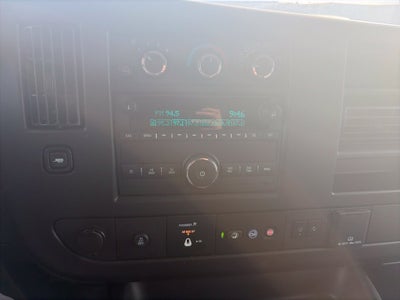 2025 Chevrolet Express 3500 LT Passenger
