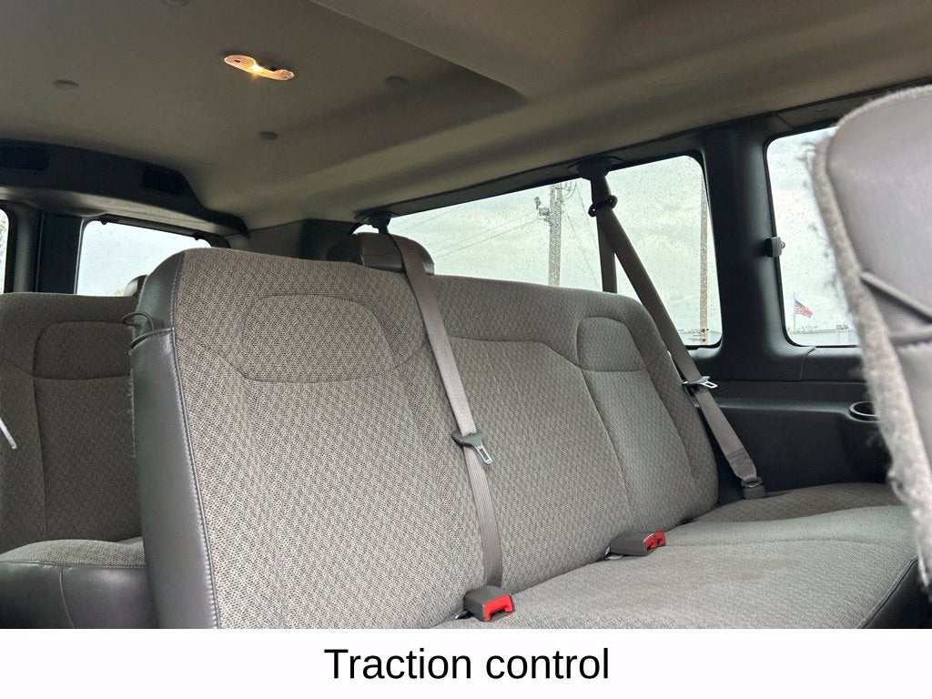 2025 Chevrolet Express 3500 LT Passenger