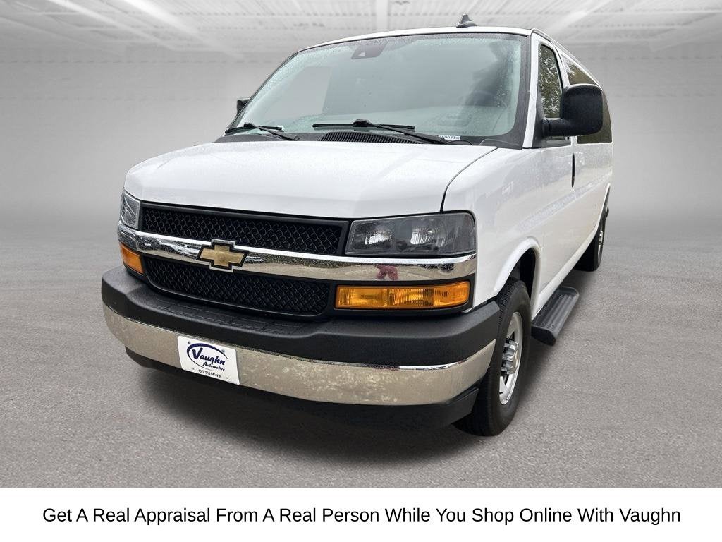 2025 Chevrolet Express 3500 LT Passenger