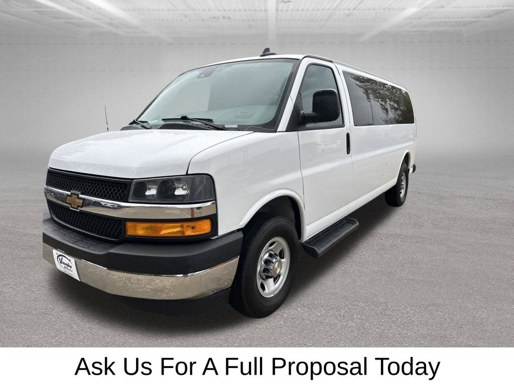 2025 Chevrolet Express 3500 LT Passenger