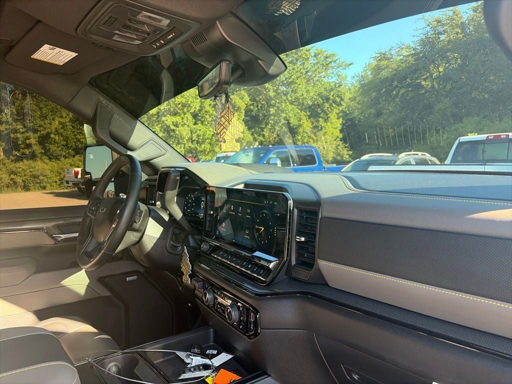 2025 Chevrolet Silverado 2500HD ZR2