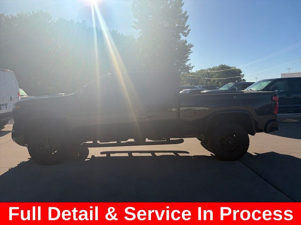 2025 Chevrolet Silverado 2500HD ZR2
