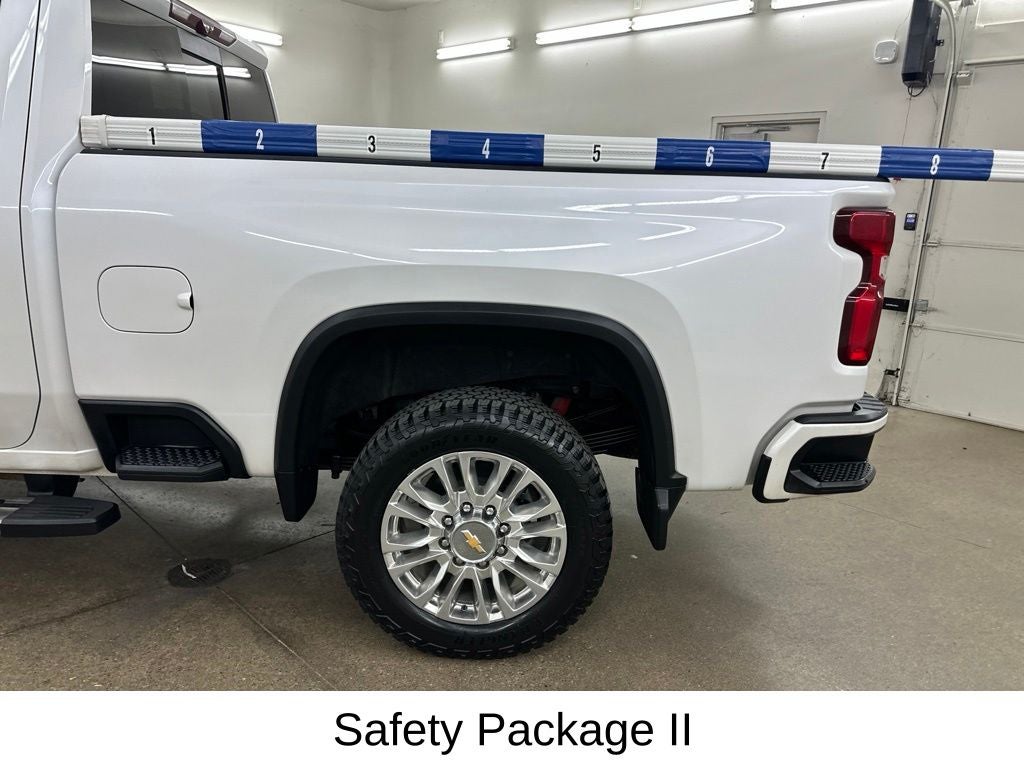 2022 Chevrolet Silverado 3500HD High Country