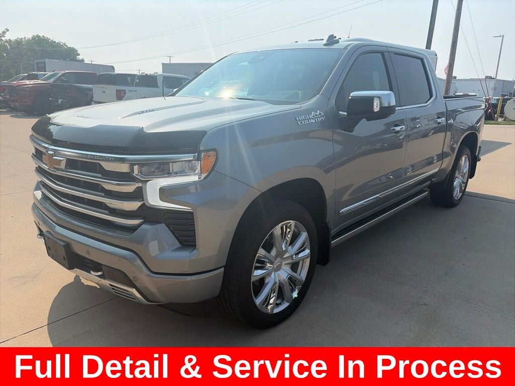 2025 Chevrolet Silverado 1500 High Country