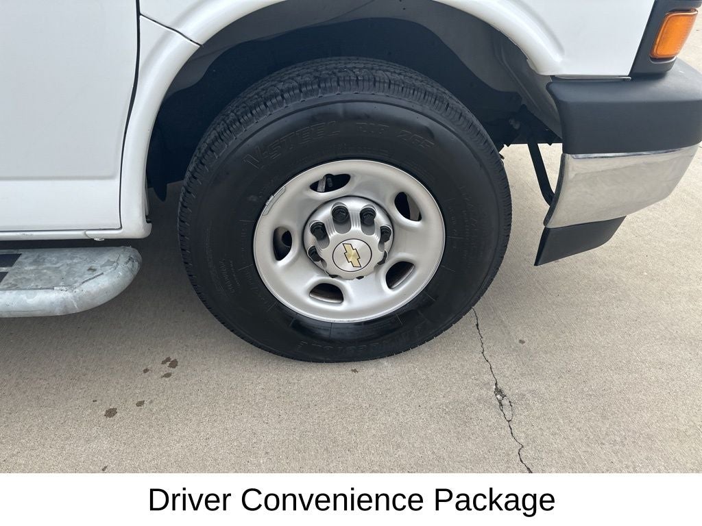 2024 Chevrolet Express 2500 Work Van Cargo