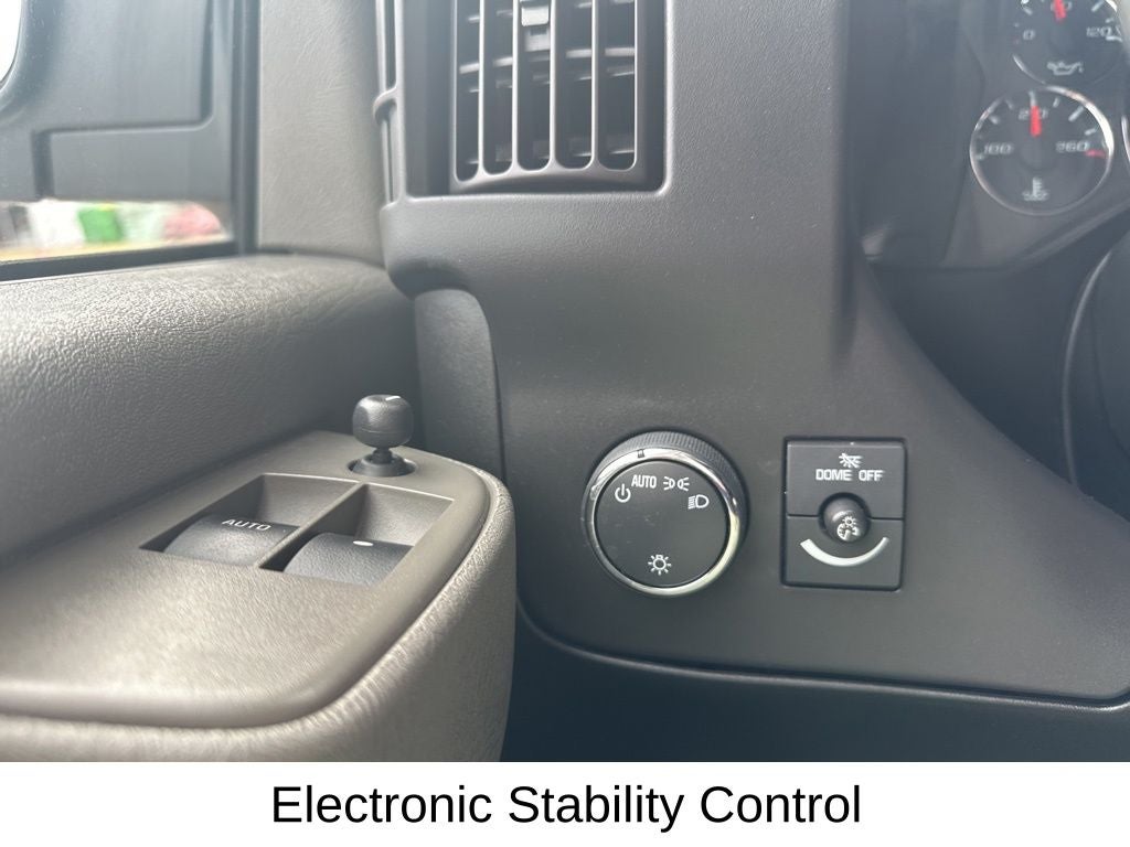 2024 Chevrolet Express 2500 Work Van Cargo