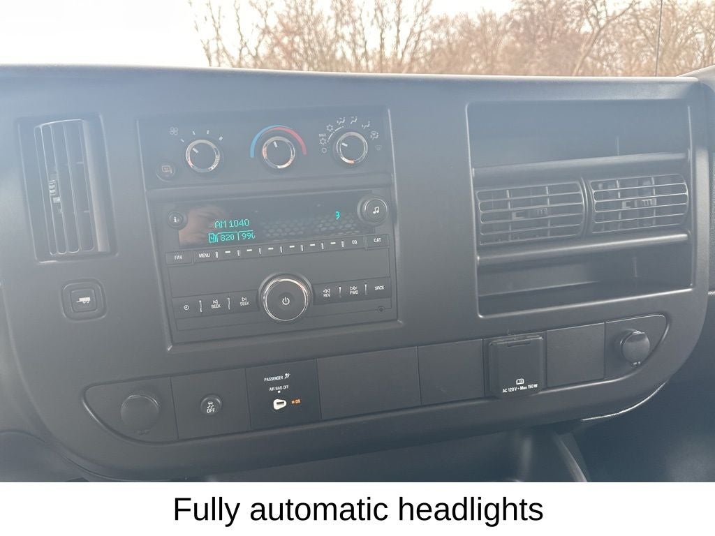 2024 Chevrolet Express 2500 Work Van Cargo