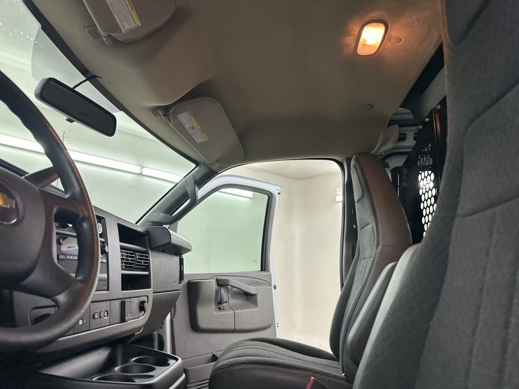 2024 Chevrolet Express 2500 Work Van Cargo