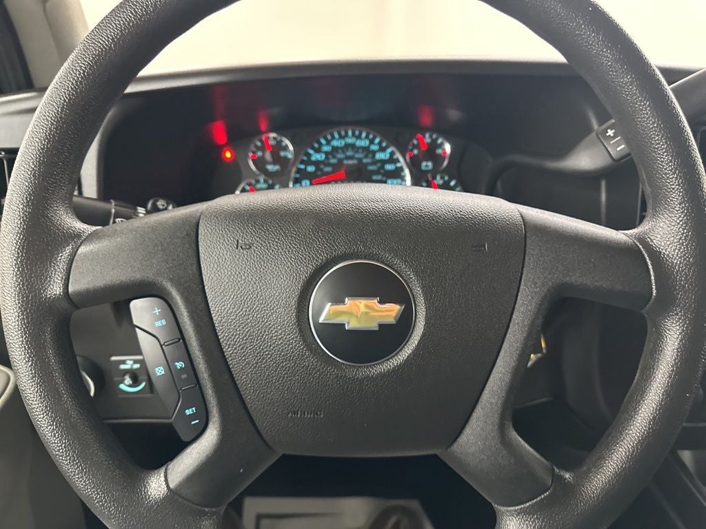 2024 Chevrolet Express 2500 Work Van Cargo