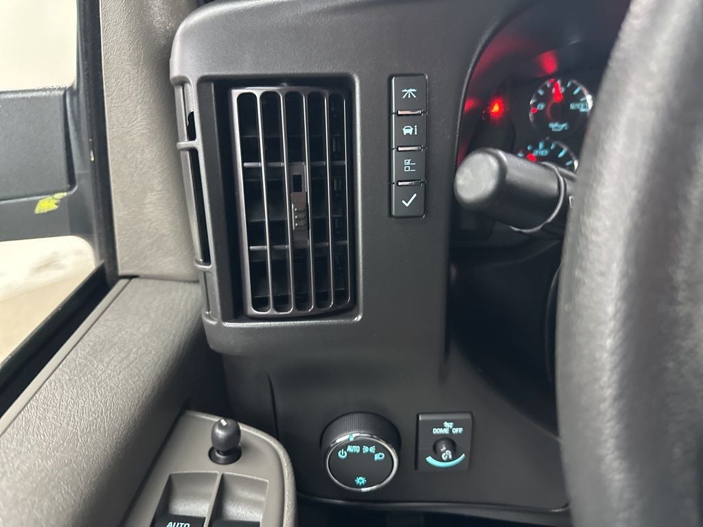2024 Chevrolet Express 2500 Work Van Cargo