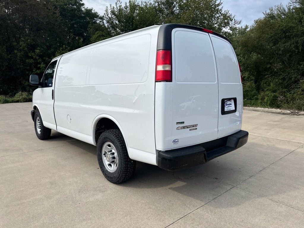 2011 Chevrolet Express 3500 Work Van Cargo