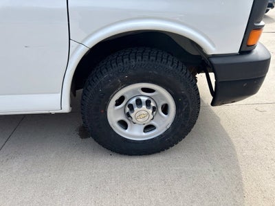2011 Chevrolet Express 3500 Work Van Cargo