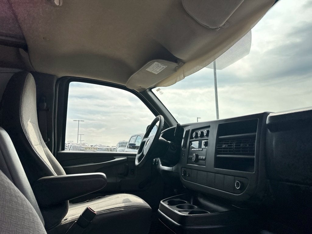 2011 Chevrolet Express 3500 Work Van Cargo