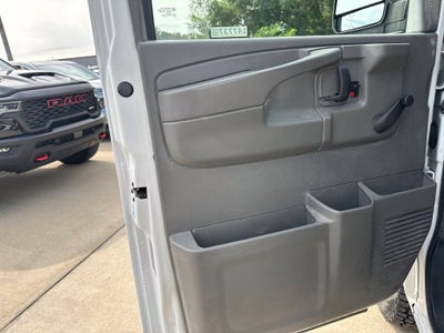 2011 Chevrolet Express 3500 Work Van Cargo