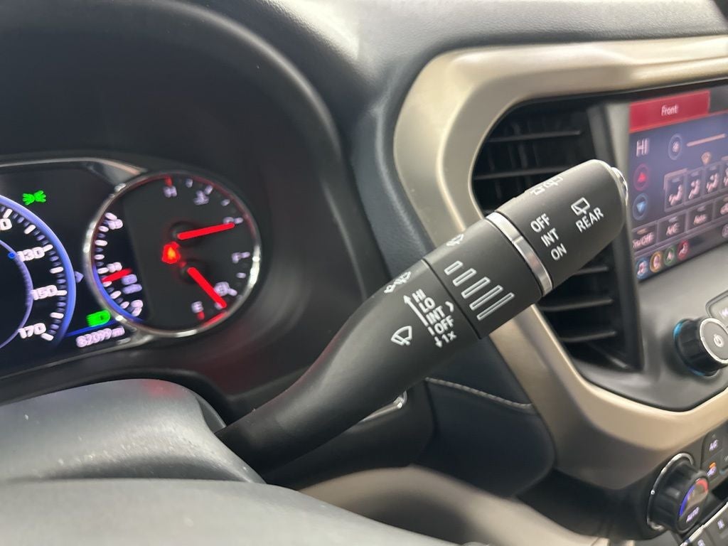 2022 GMC Acadia Denali