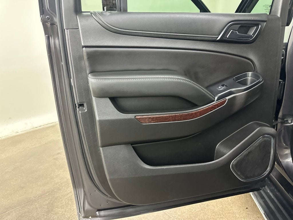 2017 GMC Yukon XL SLE