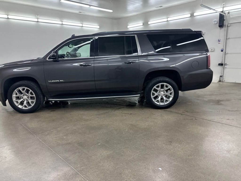 2017 GMC Yukon XL SLE