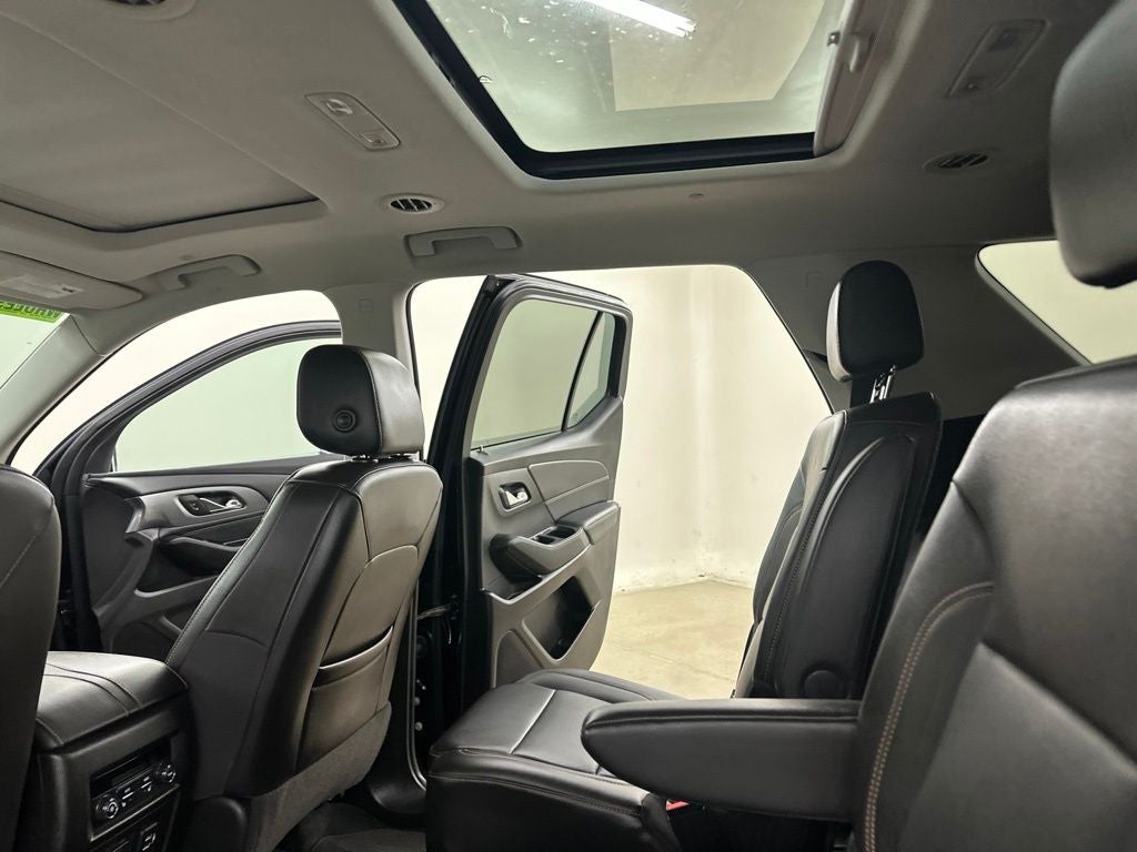 2021 Chevrolet Traverse Premier