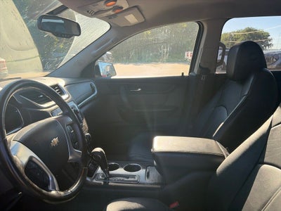 2017 Chevrolet Traverse 2LT 2LT