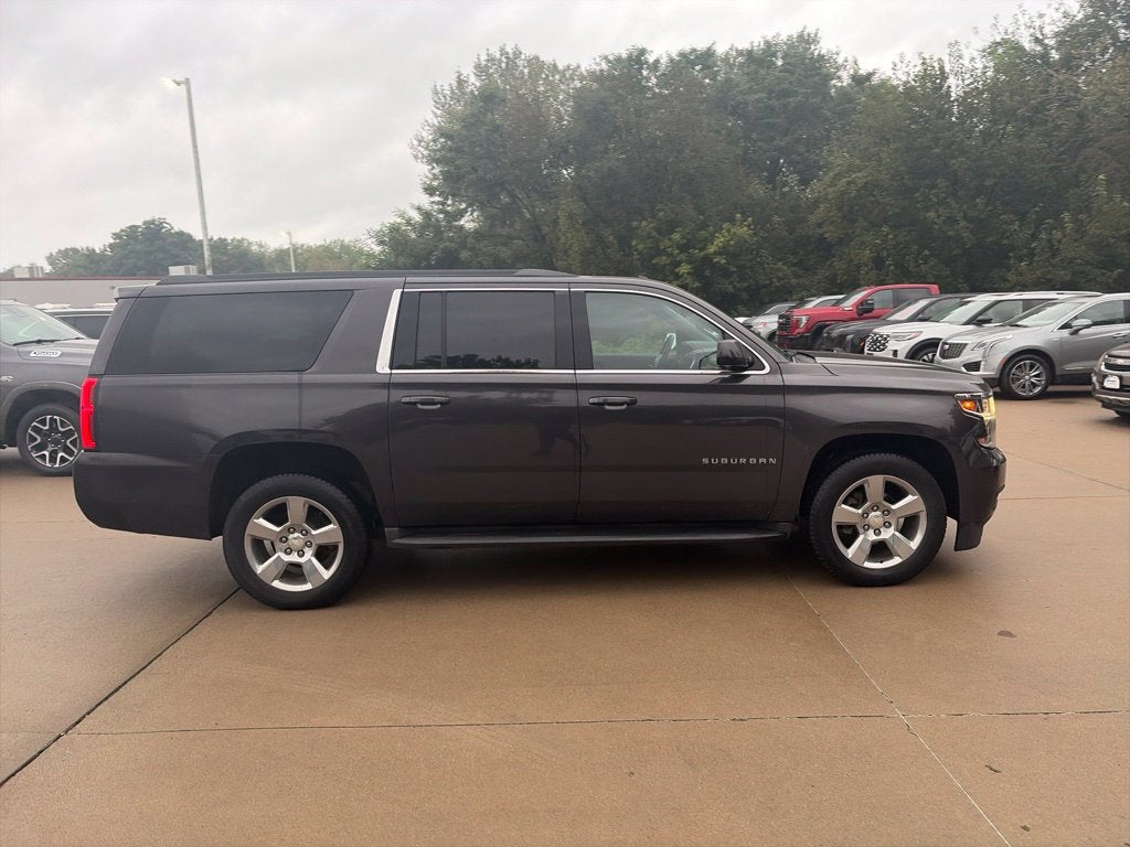 2018 Chevrolet Suburban LT