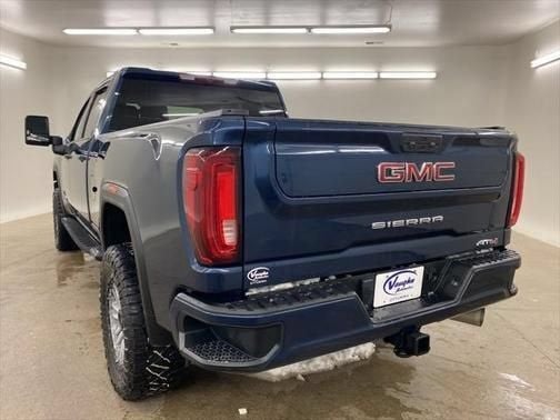 2022 GMC Sierra 2500HD AT4