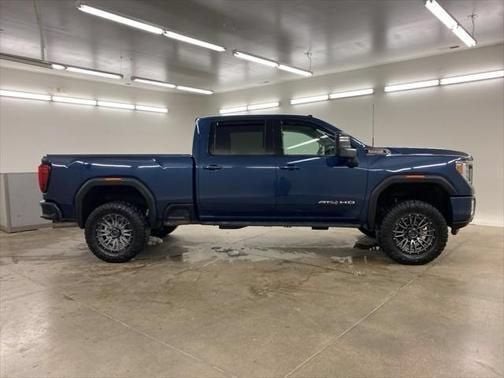 2022 GMC Sierra 2500HD AT4