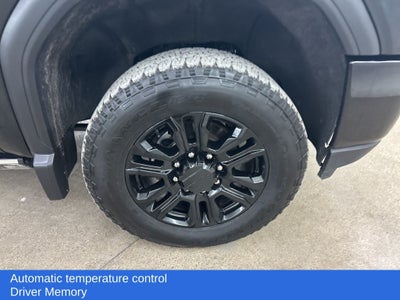 2023 GMC Sierra 2500HD Denali