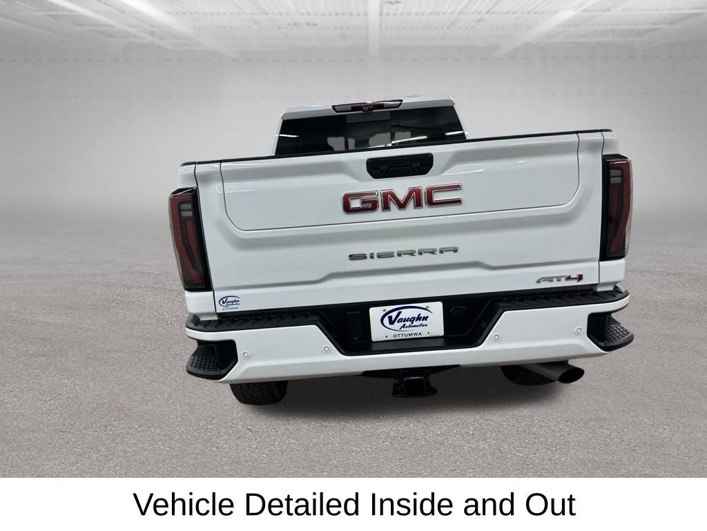 2025 GMC Sierra 2500HD AT4
