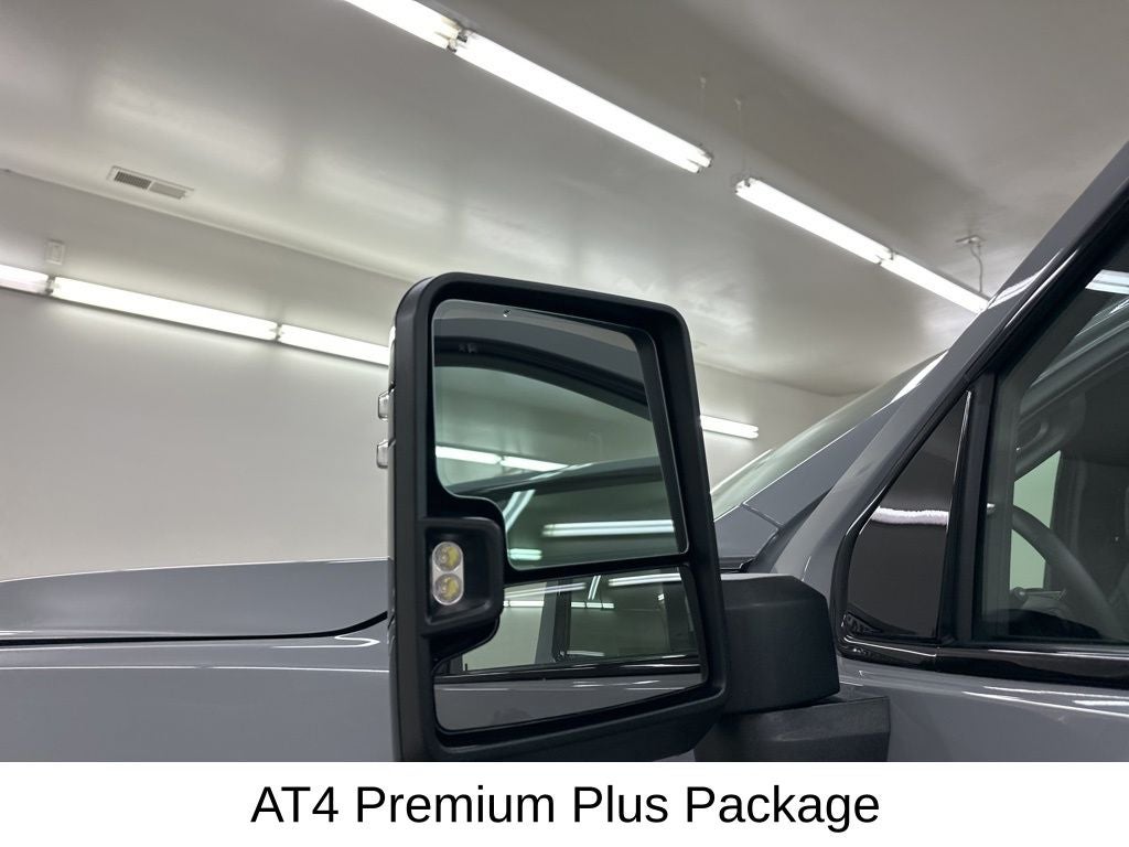 2025 GMC Sierra 2500HD AT4