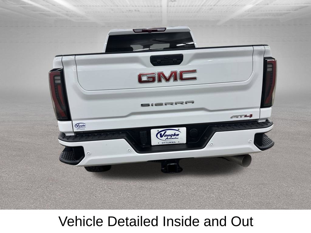2025 GMC Sierra 2500HD AT4