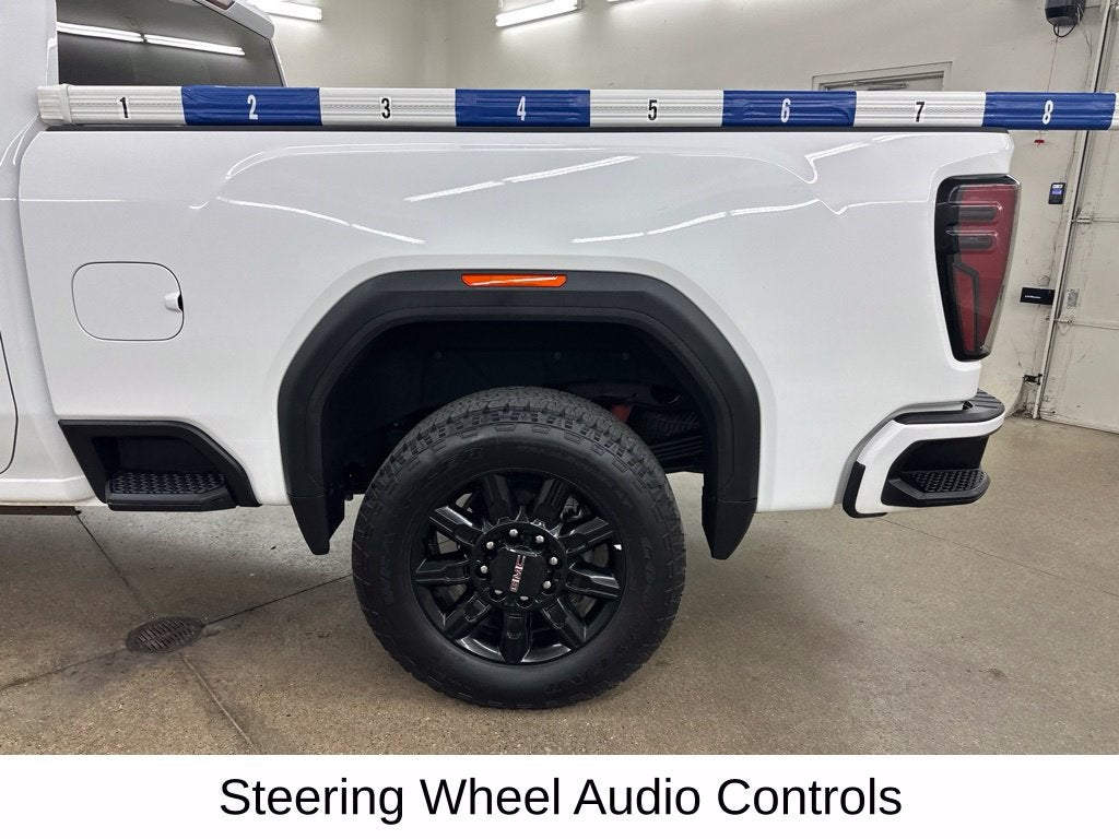 2025 GMC Sierra 2500HD AT4