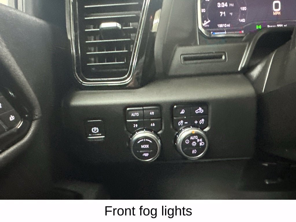 2025 GMC Sierra 2500HD AT4