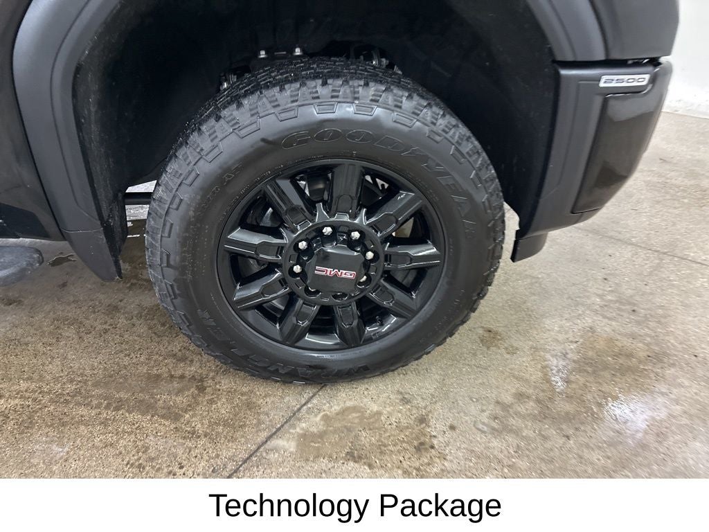 2025 GMC Sierra 2500HD AT4