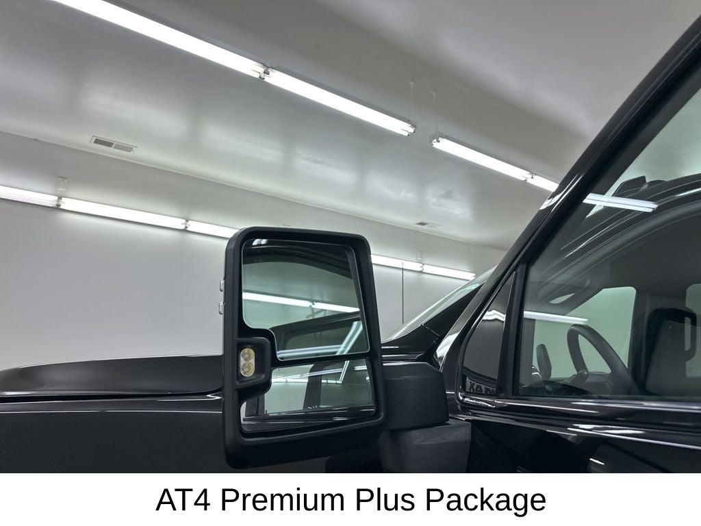 2025 GMC Sierra 2500HD AT4