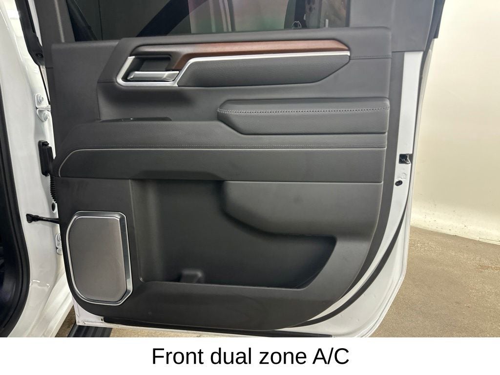 2025 GMC Sierra 2500HD Denali