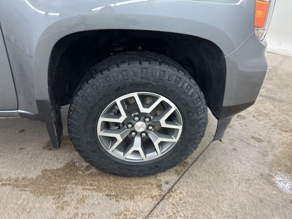 2022 GMC Canyon AT4 w/Leather