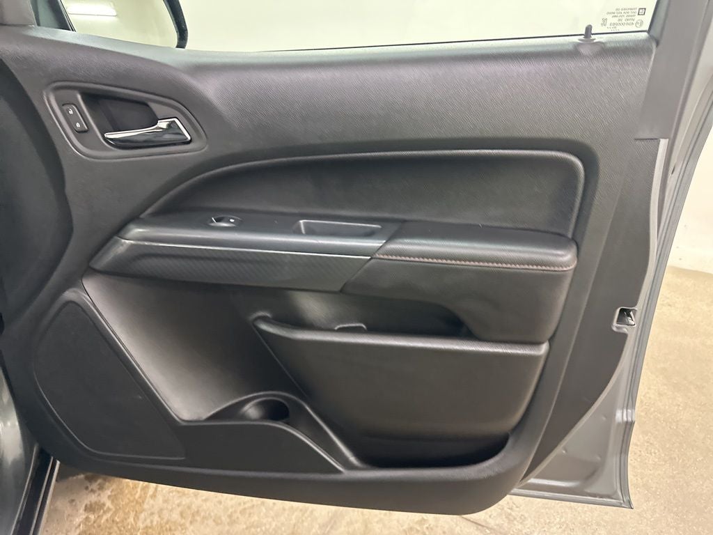 2022 GMC Canyon AT4 w/Leather