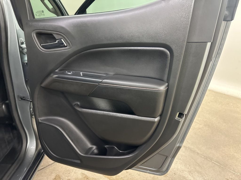 2022 GMC Canyon AT4 w/Leather