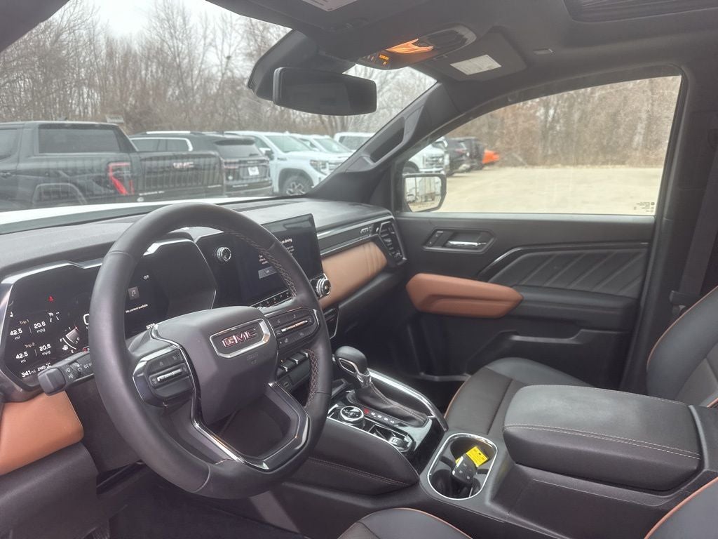 2025 GMC Canyon AT4