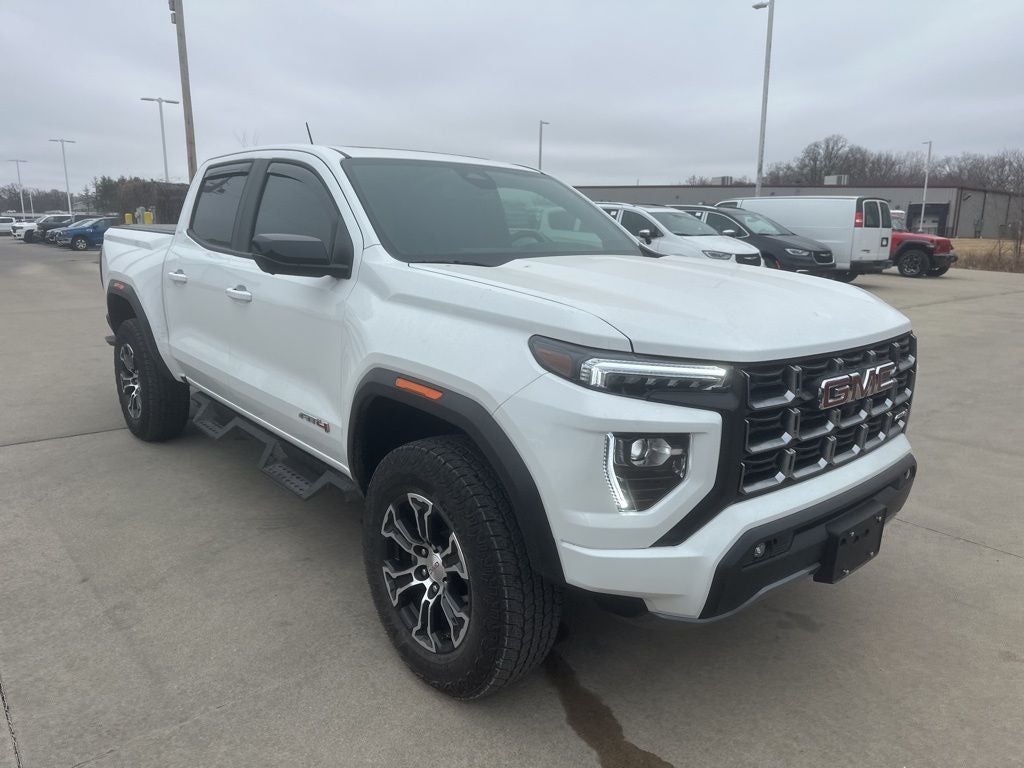 2025 GMC Canyon AT4