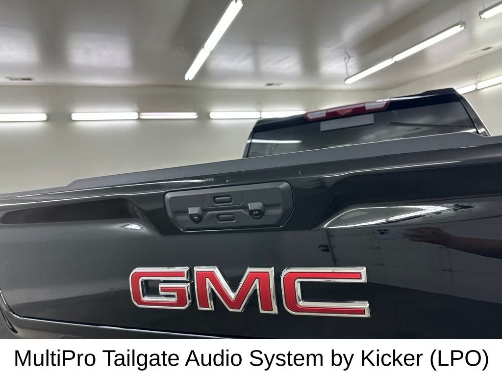 2025 GMC Sierra 1500 AT4