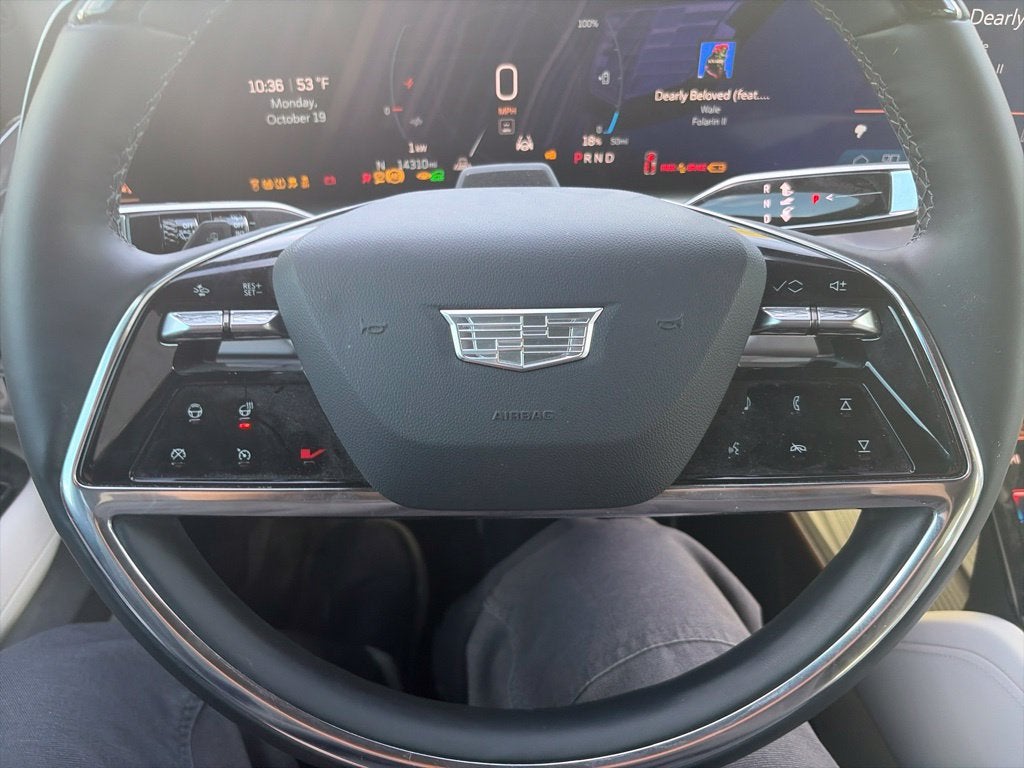 2026 Cadillac VISTIQ Luxury