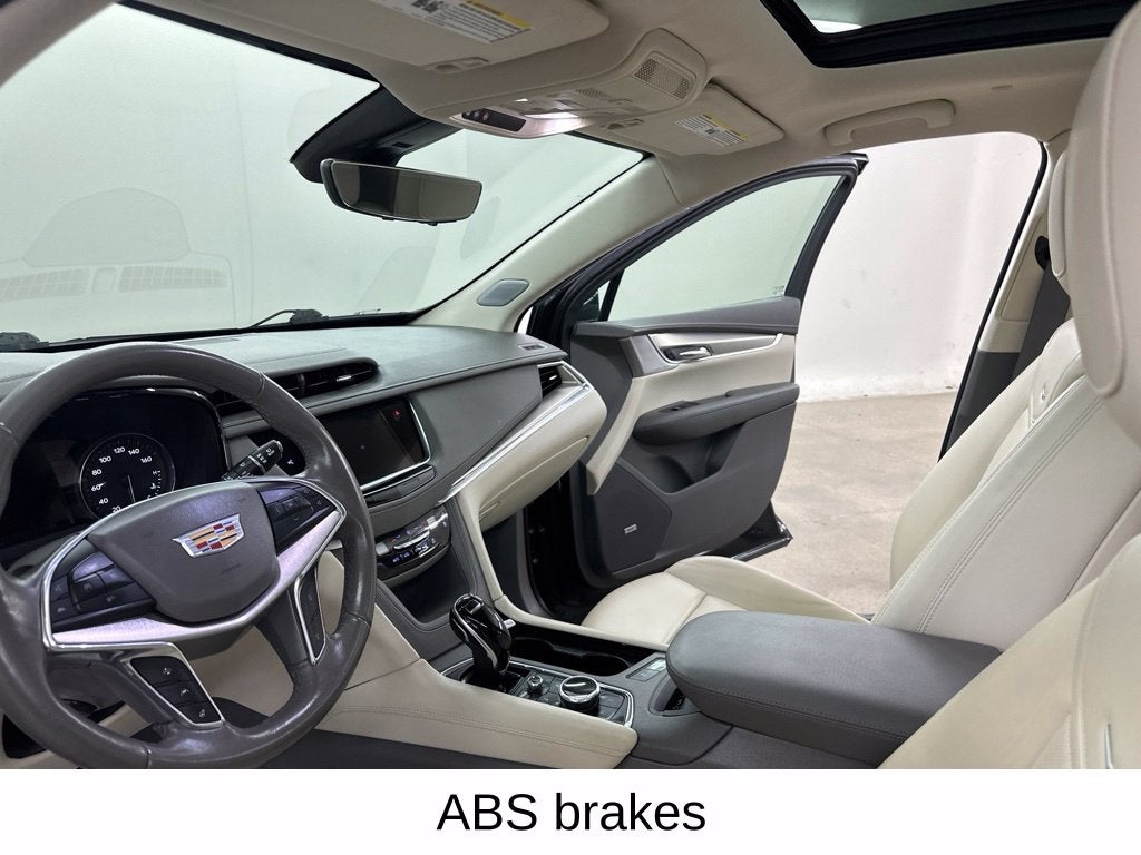 2020 Cadillac XT5 Premium Luxury