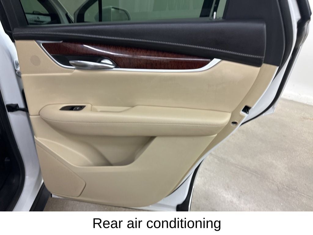 2018 Cadillac XT5 Premium Luxury