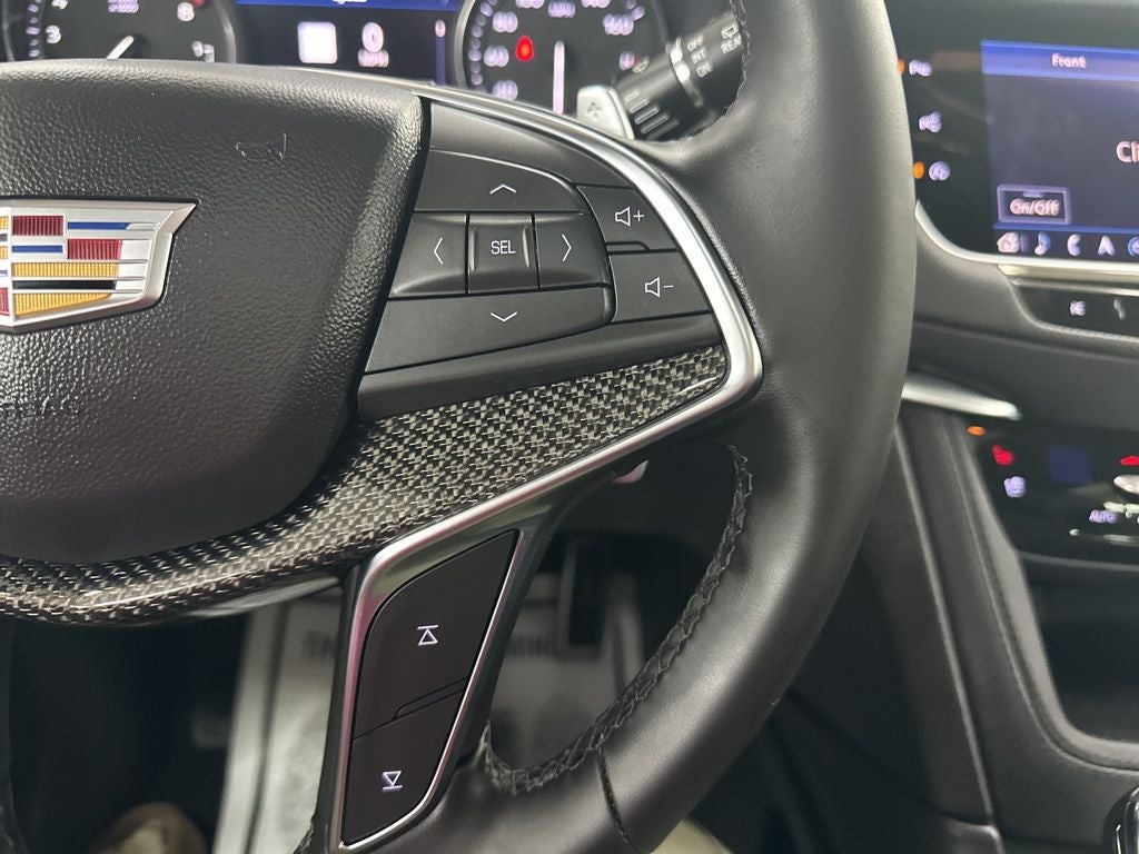 2025 Cadillac XT5 Sport