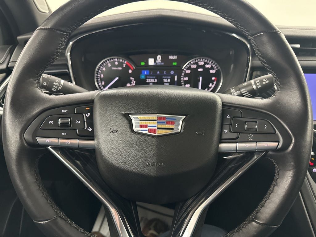 2025 Cadillac XT6 Premium Luxury