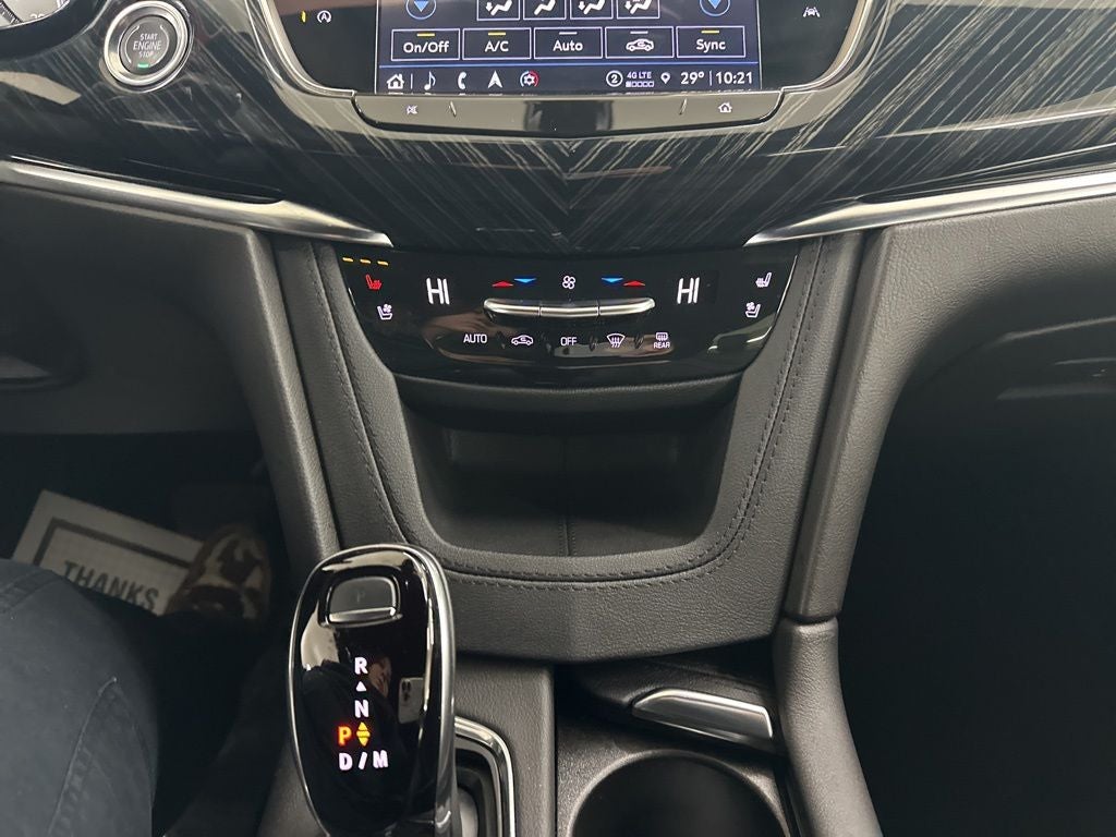 2025 Cadillac XT6 Premium Luxury