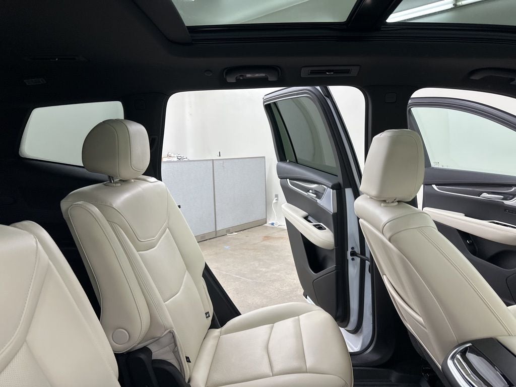 2025 Cadillac XT6 Sport